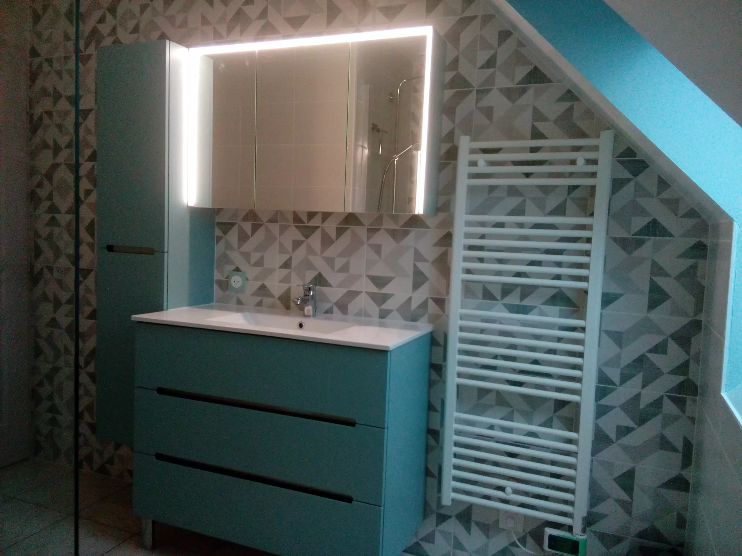 Miroir – Radiateur – Seche Serviette